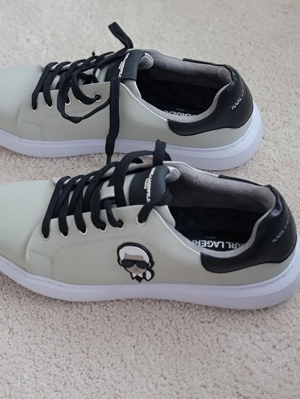 Karl Lagerfeld Paris‎ LF1S1107 Low Top Sneakers – Size 11M – NWOB